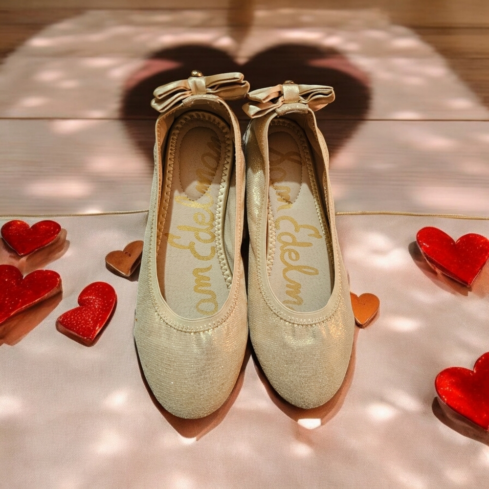 Girl’s SAM EDELMAN Felicia Flats Bow Scrunch Sz 2 Cream/ Metallic - Picture 2 of 7